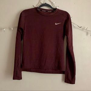 NIKE Workout/Running Pull-over